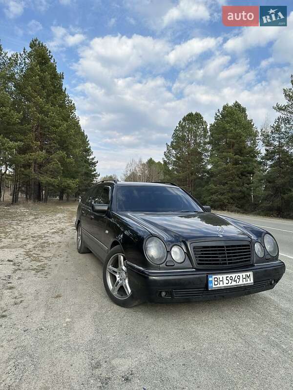 Mercedes-Benz E-Class 1999