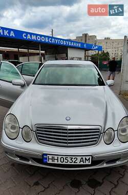 Седан Mercedes-Benz E-Class 2003 в Одессе