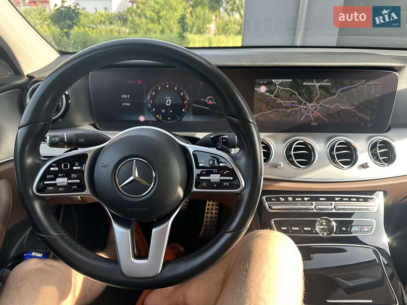 Седан Mercedes-Benz E-Class 2018 в Львові фото 10 Седан Mercedes-Benz E-Class 2018 в Львові