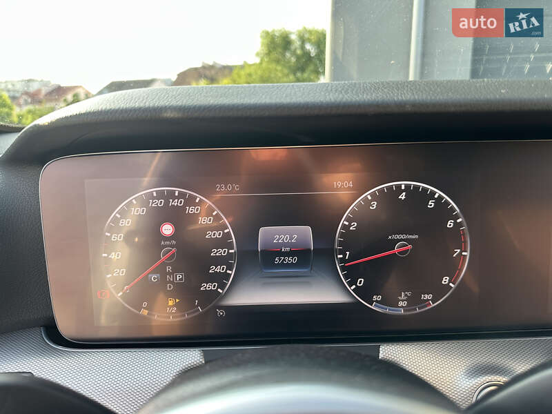 Седан Mercedes-Benz E-Class 2018 в Львові фото 22 Седан Mercedes-Benz E-Class 2018 в Львові