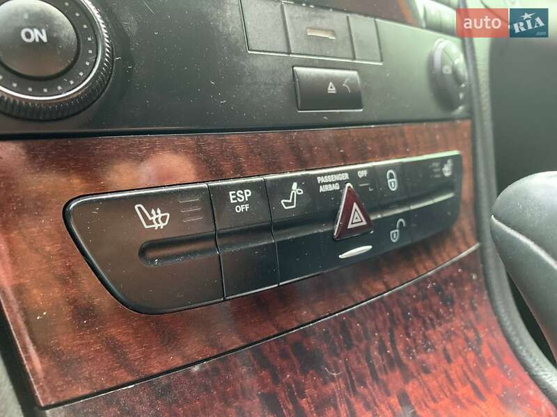 Седан Mercedes-Benz E-Class 2002 в Киеве