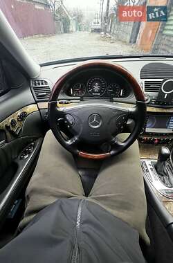 Седан Mercedes-Benz E-Class 2004 в 