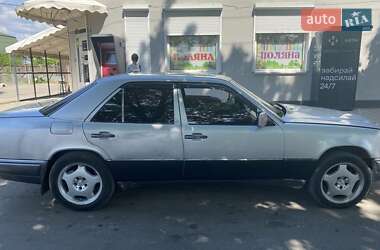 Седан Mercedes-Benz E-Class 1990 в Белгороде-Днестровском