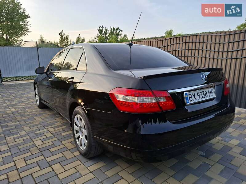 Седан Mercedes-Benz E-Class 2011 в Изяславе фото 25 Седан Mercedes-Benz E-Class 2011 в Изяславе