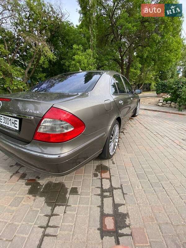 Mercedes-Benz E-Class 2006