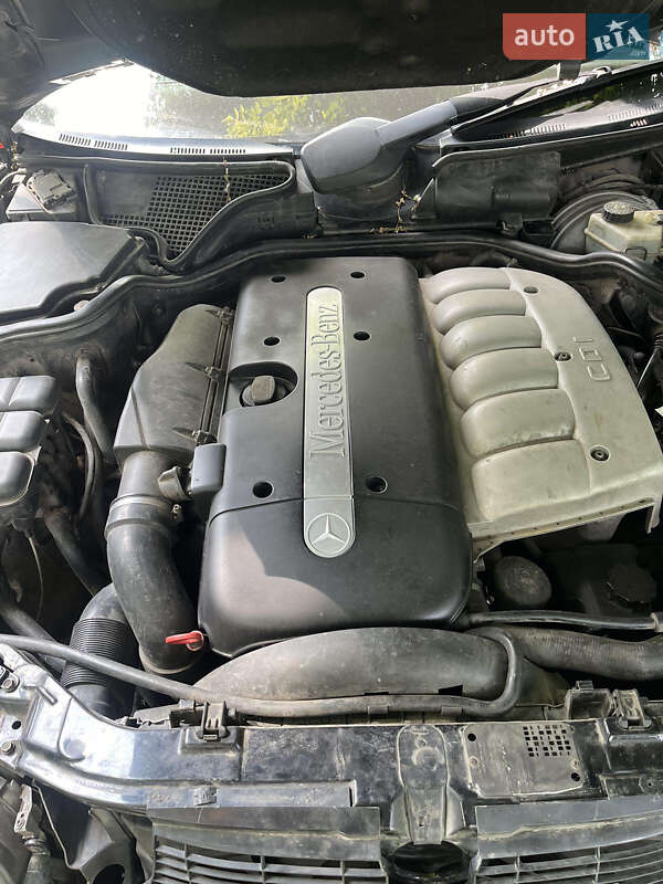 Седан Mercedes-Benz E-Class 2001 в Хмельницком