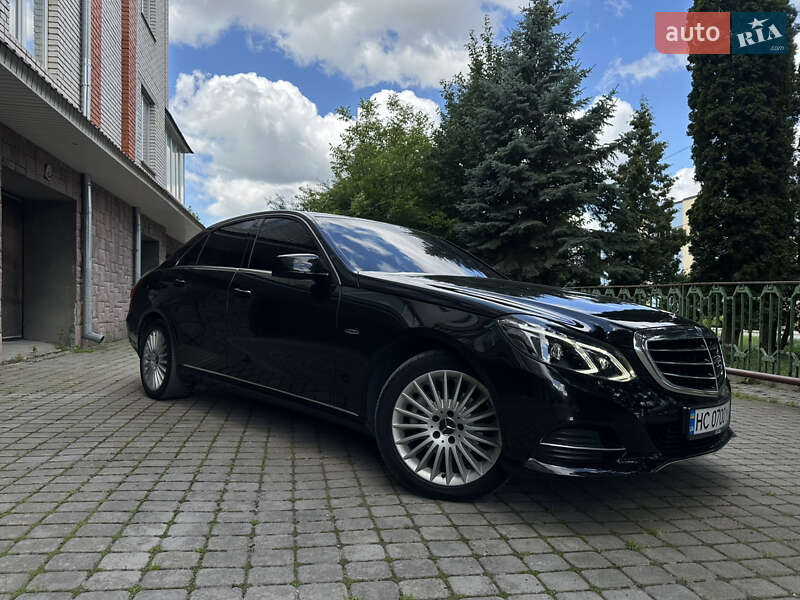 Седан Mercedes-Benz E-Class 2015 в Чорткове фото 3 Седан Mercedes-Benz E-Class 2015 в Чорткове