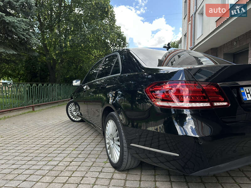 Седан Mercedes-Benz E-Class 2015 в Чорткове фото 7 Седан Mercedes-Benz E-Class 2015 в Чорткове