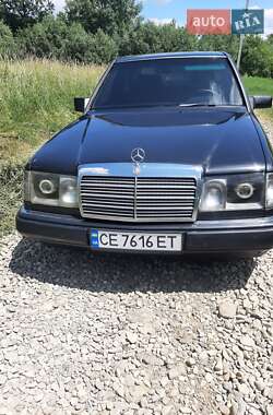 Седан Mercedes-Benz E-Class 1992 в 