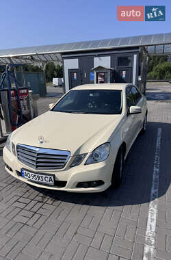 Mercedes-Benz E-Class 2011 Mercedes-Benz E-Class 2011