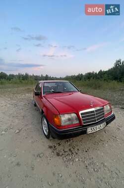 Седан Mercedes-Benz E-Class 1988 в Ивано-Франковске