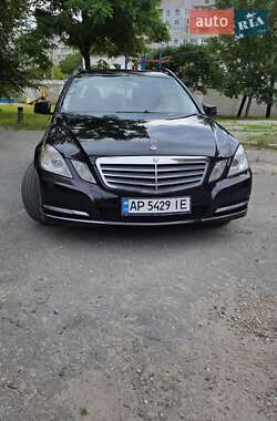 Mercedes-Benz E-Class 2011 Mercedes-Benz E-Class 2011
