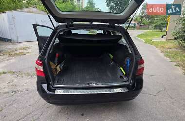 Універсал Mercedes-Benz E-Class 2011 в 