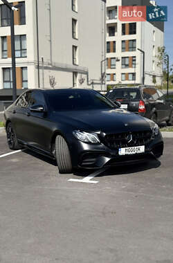 Седан Mercedes-Benz E-Class 2016 в Ровно