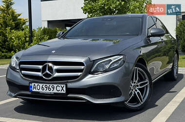 Седан Mercedes-Benz E-Class 2016 в 