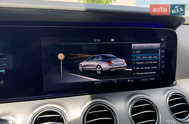 Седан Mercedes-Benz E-Class 2016 в 