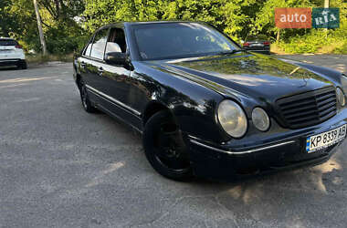 Седан Mercedes-Benz E-Class 1999 в Запорожье