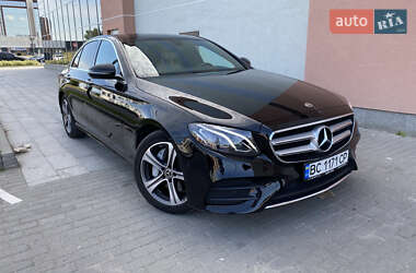 Седан Mercedes-Benz E-Class 2017 в Львове