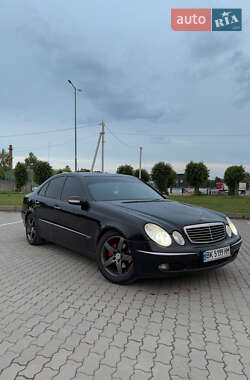 Седан Mercedes-Benz E-Class 2005 в Бродах
