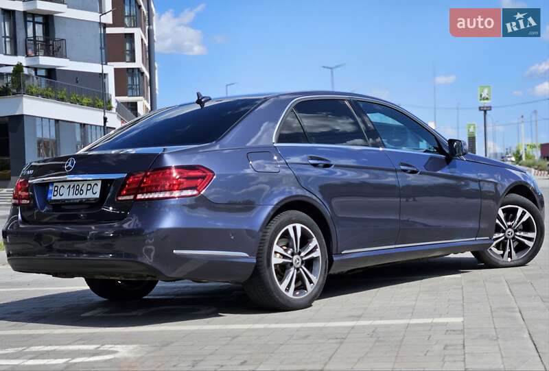 Седан Mercedes-Benz E-Class 2015 в Львові