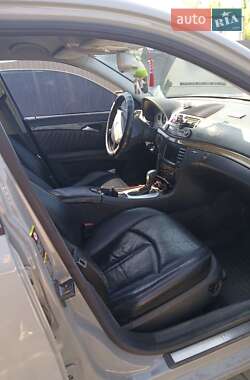 Универсал Mercedes-Benz E-Class 2003 в  фото 9 Универсал Mercedes-Benz E-Class 2003 в