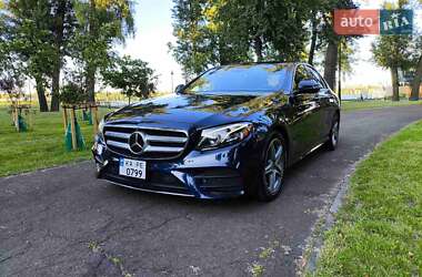Седан Mercedes-Benz E-Class 2017 в Києві