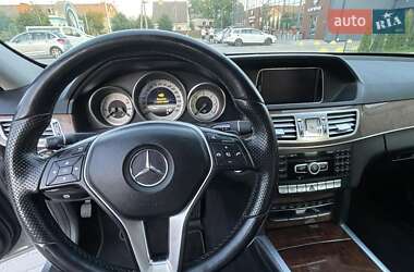 Седан Mercedes-Benz E-Class 2013 в 