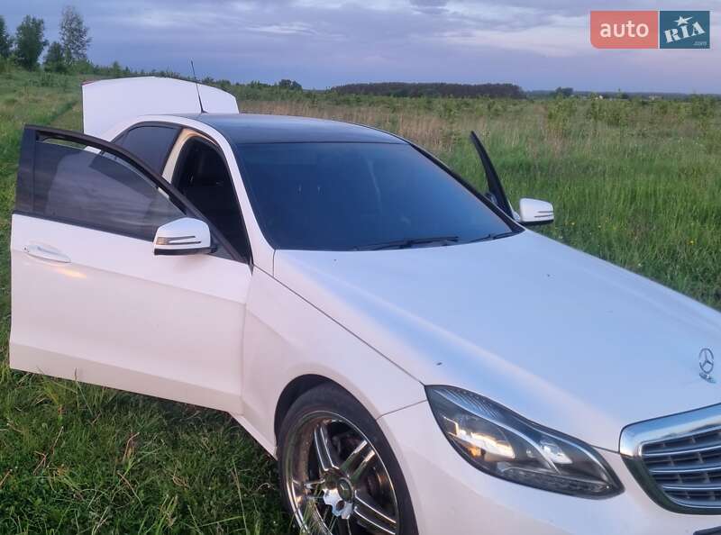 Седан Mercedes-Benz E-Class 2015 в Виннице