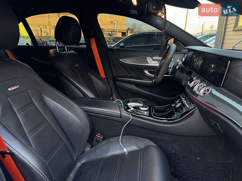 Седан Mercedes-Benz E-Class 2018 в Киеве фото 46 Седан Mercedes-Benz E-Class 2018 в Киеве