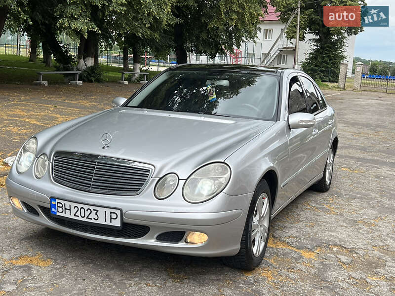 Седан Mercedes-Benz E-Class 2004 в Кіцмані