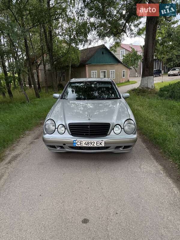 Mercedes-Benz E-Class 2001