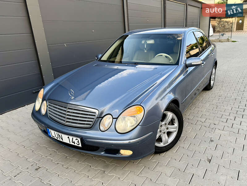 Седан Mercedes-Benz E-Class 2005 в 