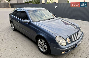 Седан Mercedes-Benz E-Class 2005 в 