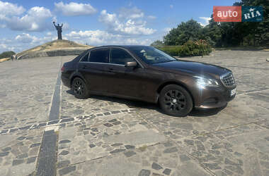 Седан Mercedes-Benz E-Class 2014 в 