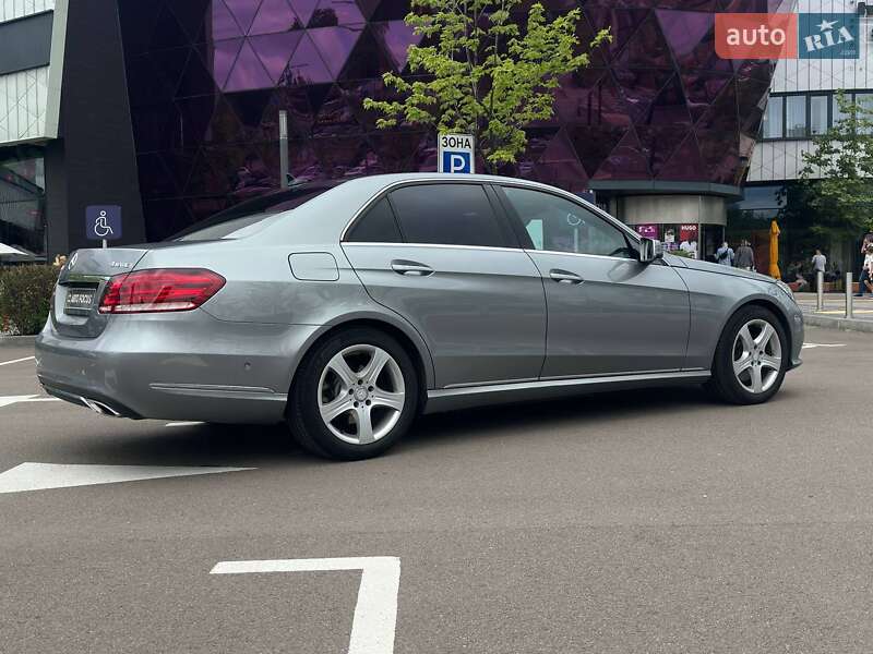 Седан Mercedes-Benz E-Class 2014 в Киеве