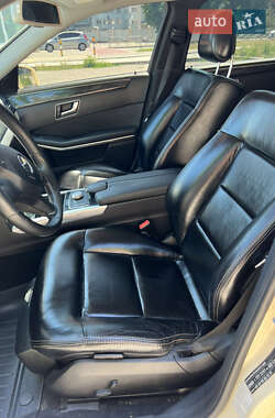 Седан Mercedes-Benz E-Class 2012 в 
