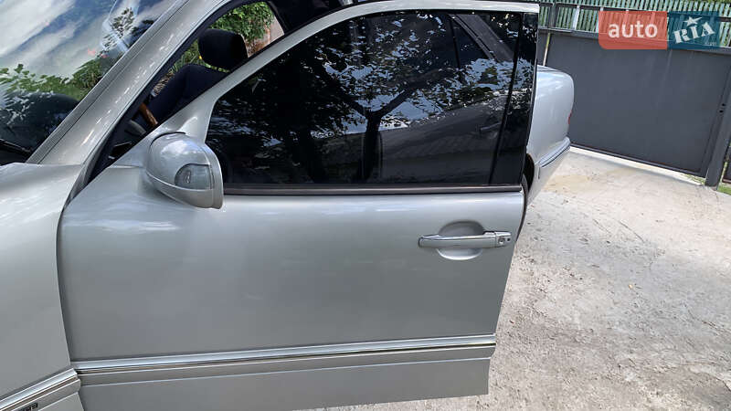 Седан Mercedes-Benz E-Class 1999 в Белой Церкви
