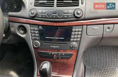 Седан Mercedes-Benz E-Class 2005 в 