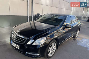 Mercedes-Benz E-Class 2011 Mercedes-Benz E-Class 2011