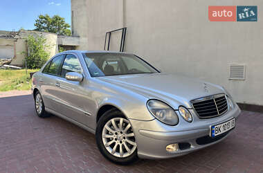 Седан Mercedes-Benz E-Class 2003 в Могилів-Подільському