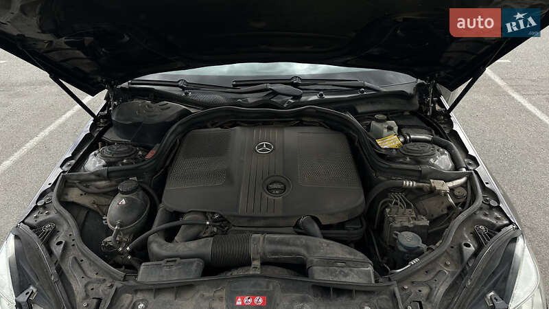 Седан Mercedes-Benz E-Class 2010 в Киеве
