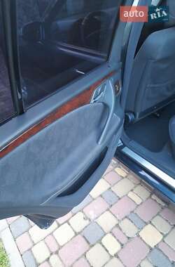 Седан Mercedes-Benz E-Class 2001 в 