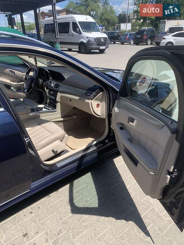 Універсал Mercedes-Benz E-Class 2015 в Сторожинці