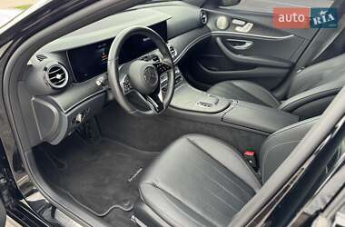 Седан Mercedes-Benz E-Class 2023 в 