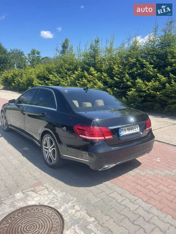 Седан Mercedes-Benz E-Class 2013 в Шепетівці