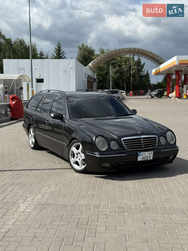 Mercedes-Benz E-Class 2002