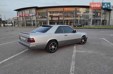 Купе Mercedes-Benz E-Class 1993 в Киеве