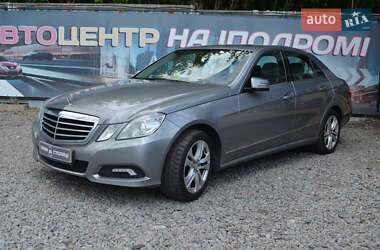 Седан Mercedes-Benz E-Class 2010 в Києві