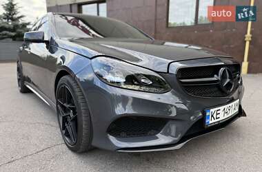 Седан Mercedes-Benz E-Class 2013 в Днепре