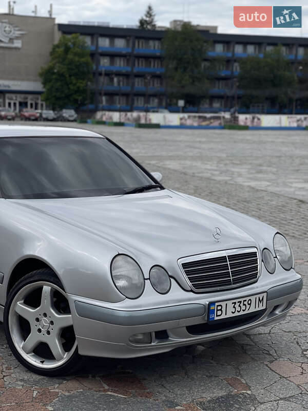 Седан Mercedes-Benz E-Class 2000 в Кременчуці